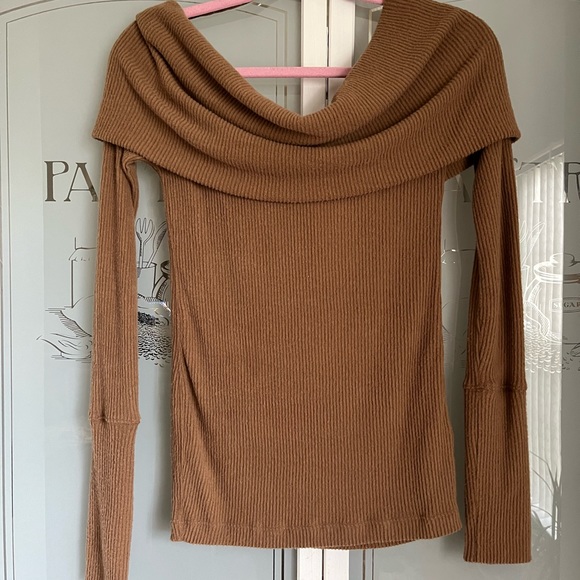 We the Free Vintage Bronze Snowbunny Off the Shoulder Long Sleeve Tee - Picture 7 of 15